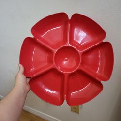 15" Red Plastic Flower Shaped Tray