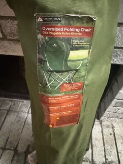 2 XL Folding Outdoor Chairs