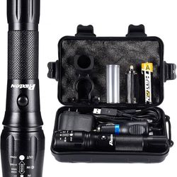 Rechargeable High Lumens Tactical Handheld Flashlight