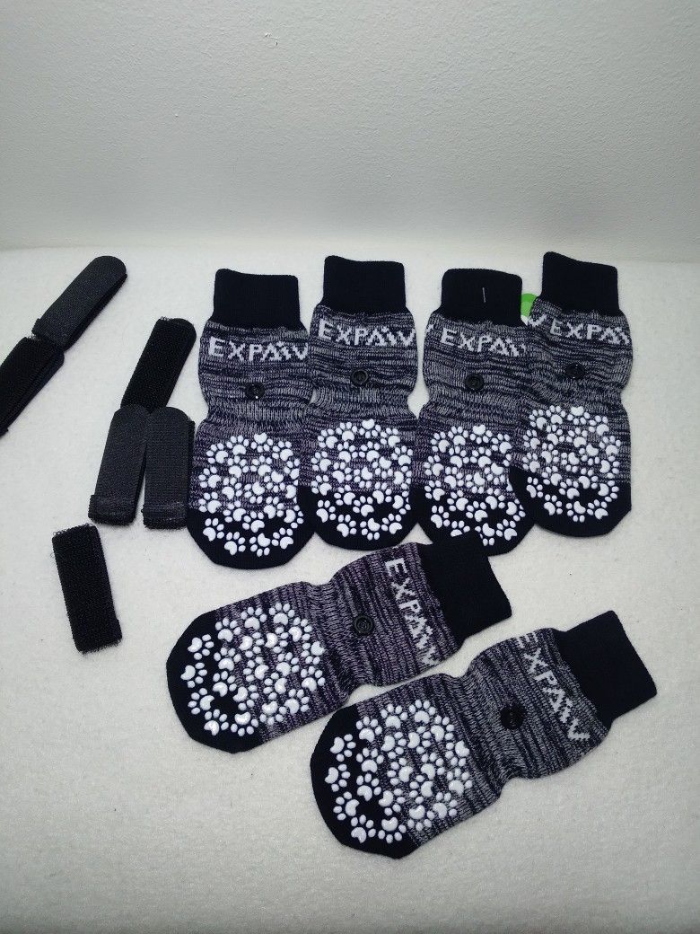 Dog Size Medium Double Sided Anti-Slip Socks Booties 4+2 Extra Socks