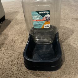 Large Dog Food Gravity Feeder