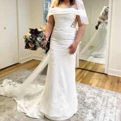 Brand New Tags Still On Wedding Dress