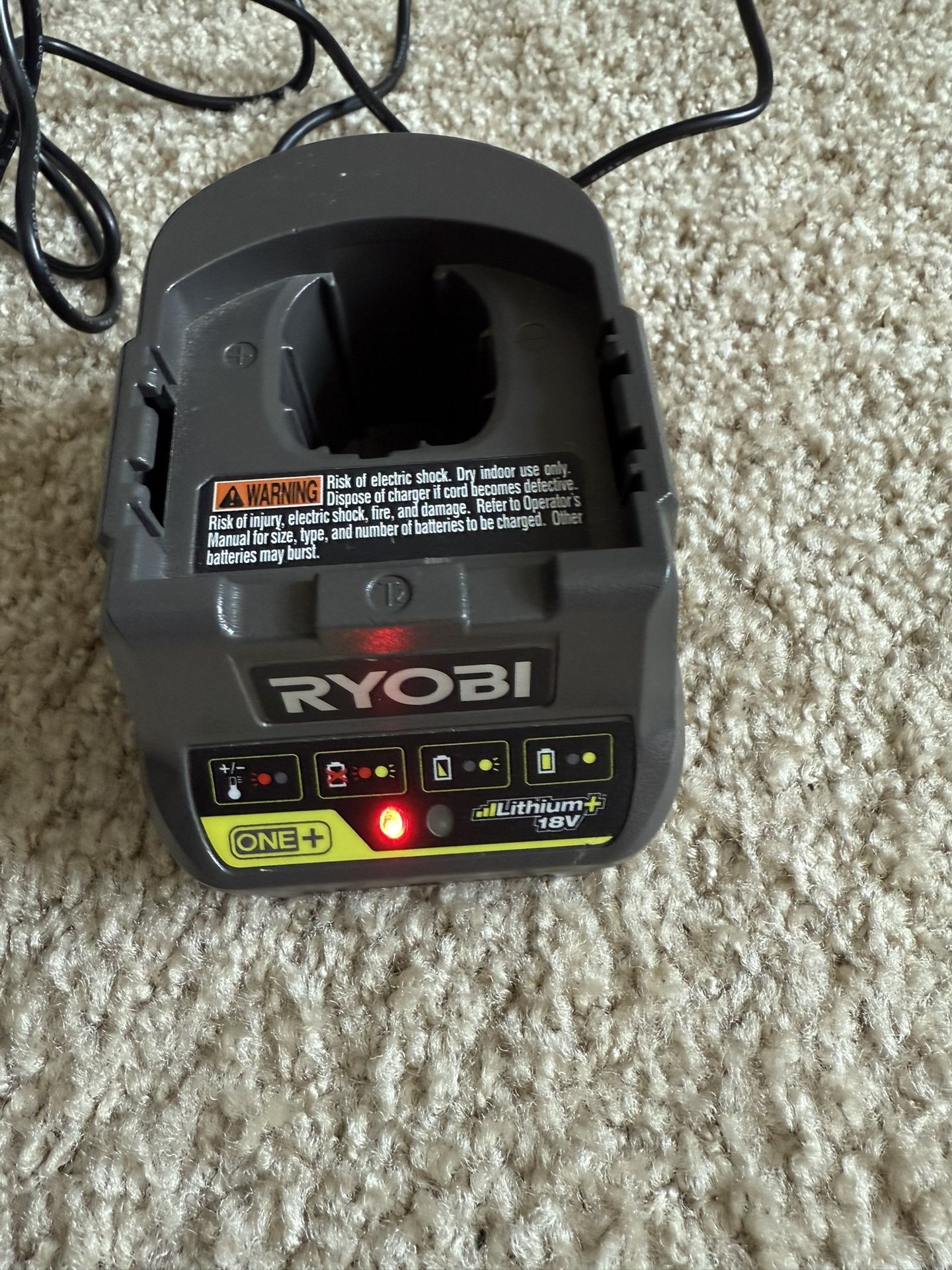 Charger Ryobi 18V