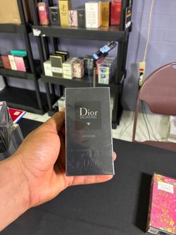 Perfumes de dÃseñador de hombre y dama/valentino,channel,entre otros