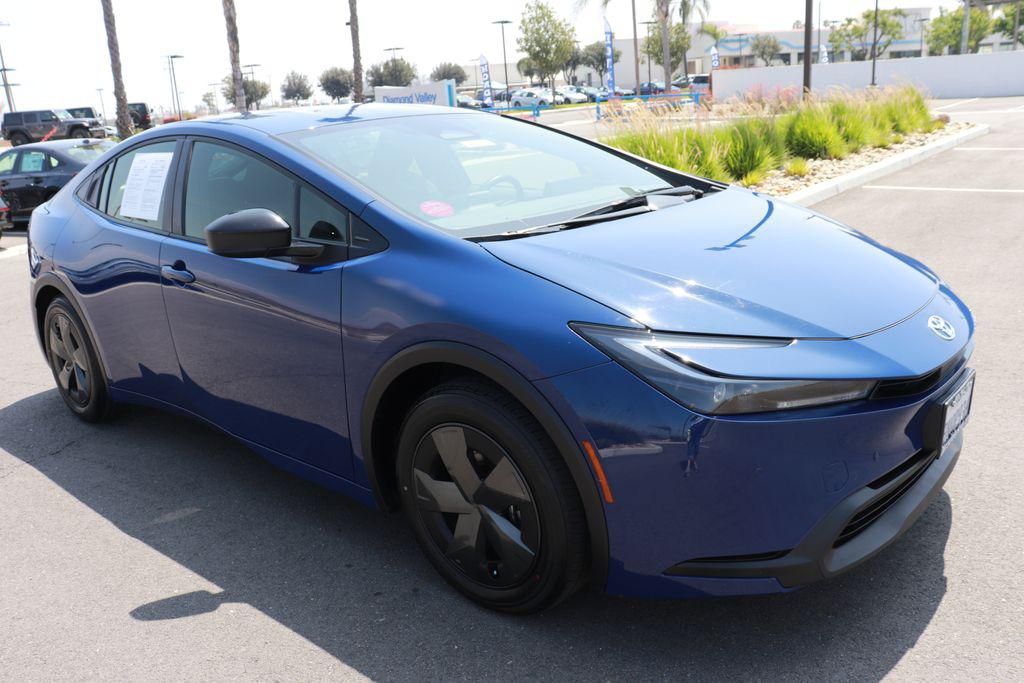 2024 Toyota Prius
