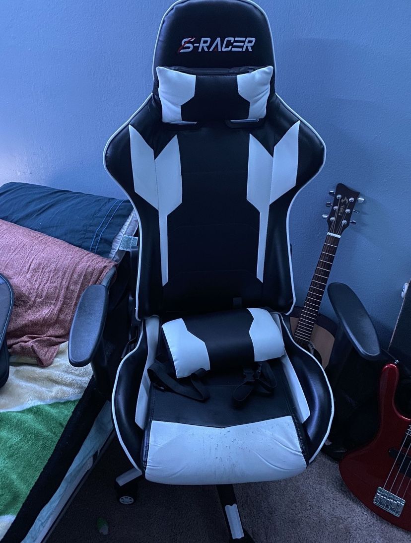 S Racer Gaming Chair