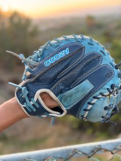 Wilson A2000 CM33 SuperSkin (CM33SS) 33” Baseball Catcher's Mitt