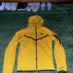 Nike Tech Hoodie Yellow 