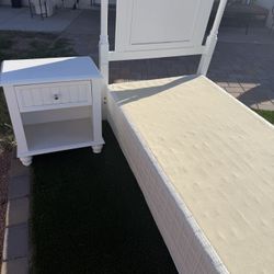  Twin Bed Set
