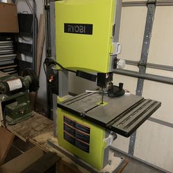 Ryobi Corded Band Saw. BS904G