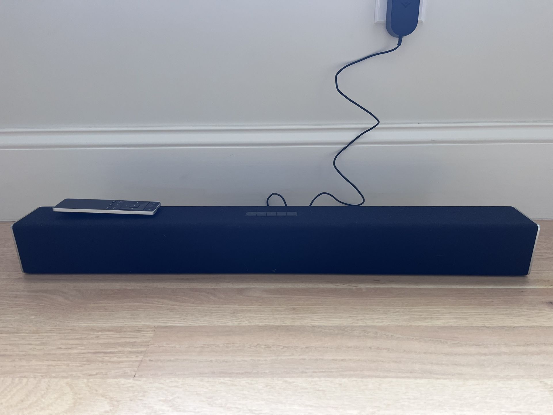 Vizio Bluetooth Sound Bar W/Remote