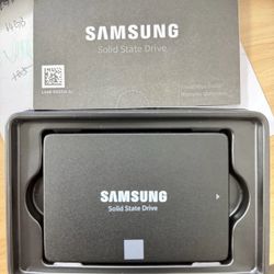 SAMSUNG SSD 2TB NEW