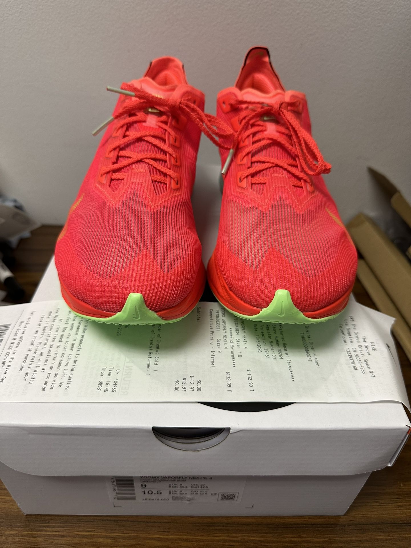 DS Men’s Nike ZoomX VaporFly Next% 4 Men’s size 9