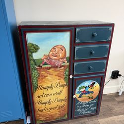 Vintage cabinet