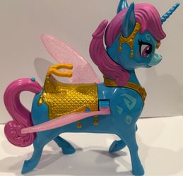 Fisher Price Shimmer And Shine Magical Flying Zahracorn