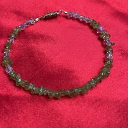 Peridot With Crystal Bracelet Size 7 Inches 