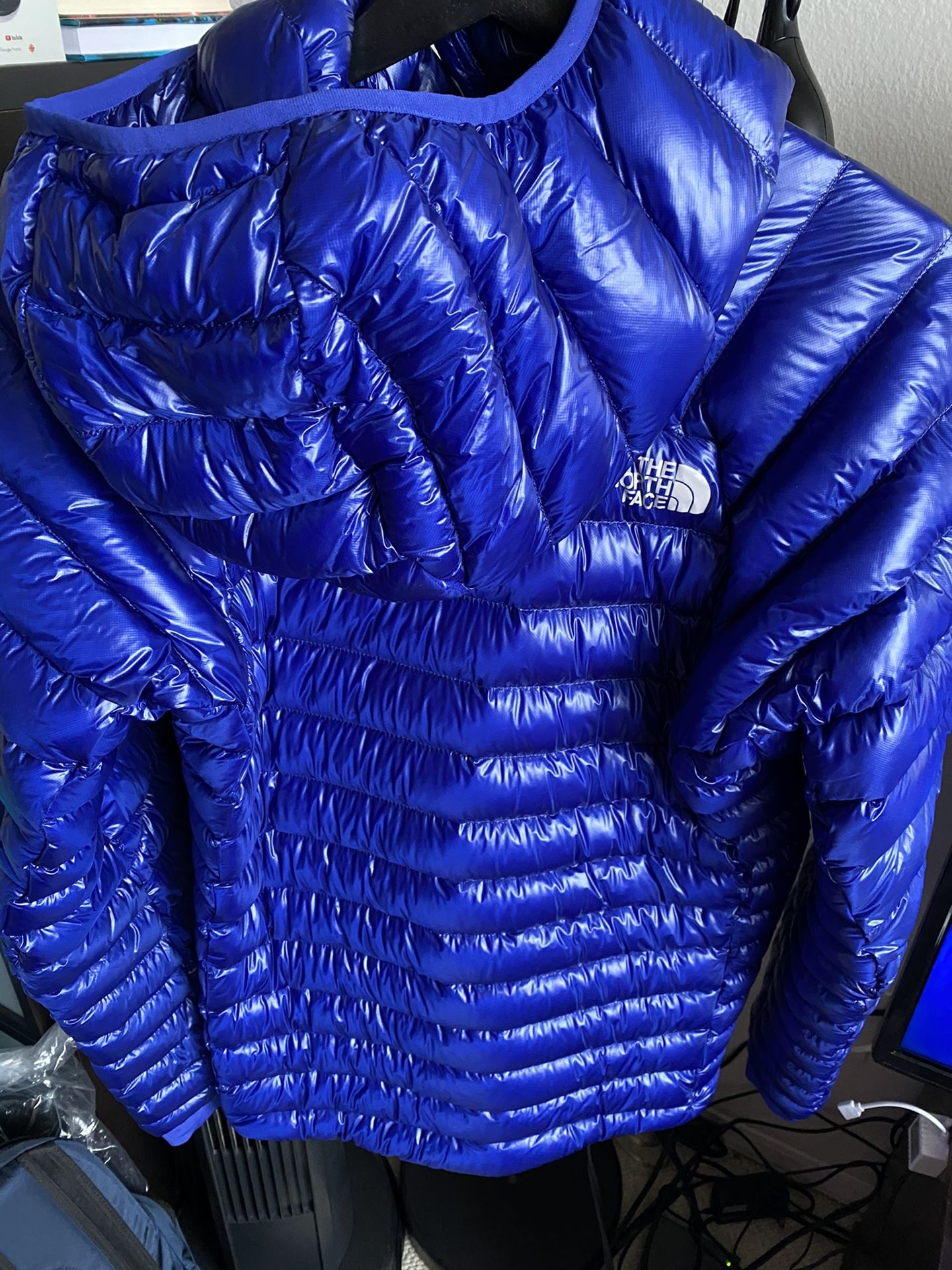 Brand new The North Face down jacket 800 Summit Series