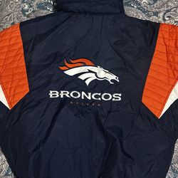 Broncos Jacket Size Large (Offer)