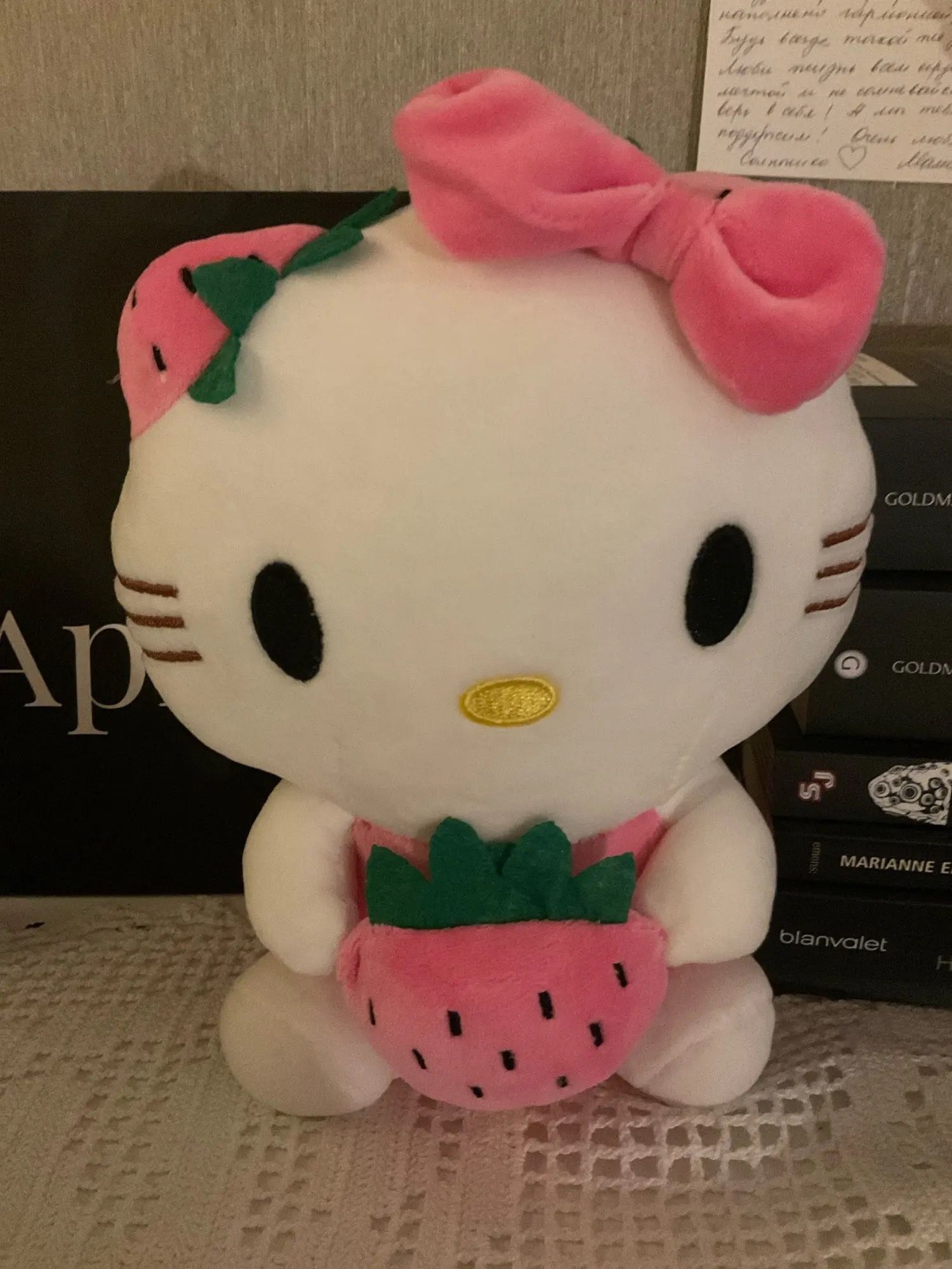  22cm Sanrio KT Cat Plush Toys Kawaii Strawberry KT Cat Plush Doll Soft Stuffed Cartoon Cute Doll Pillow 