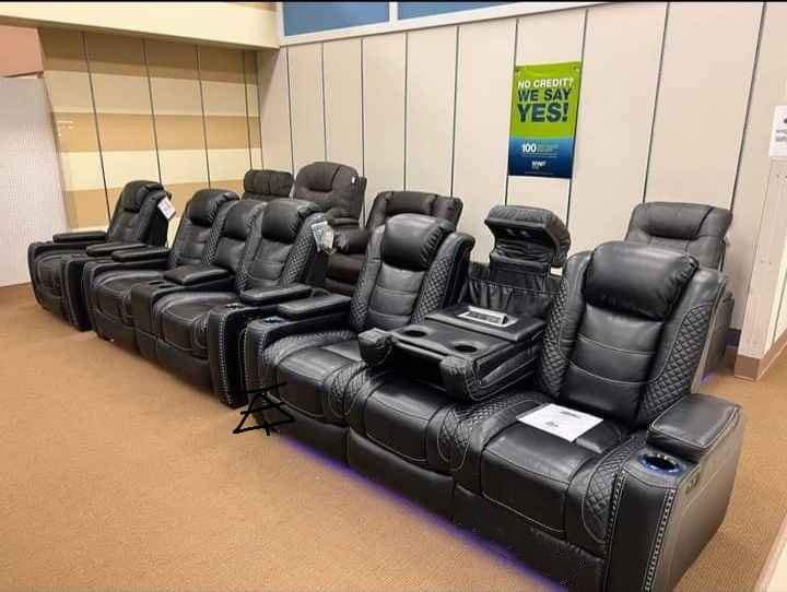 Party Time Midnight Reclining Sofa And Loveseat