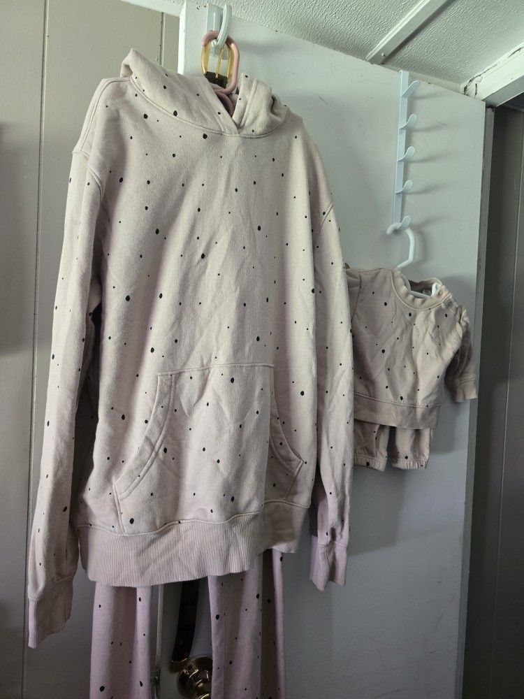 MOM & BABY Matching Joggers  💕  $20