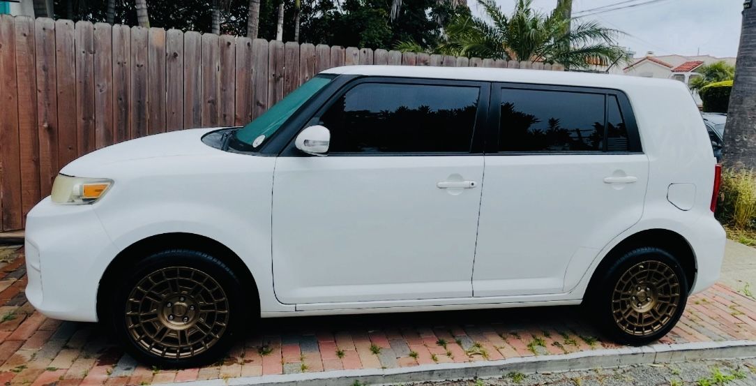 17in CENTERLINE WHEELS AND TIRES XLNT COND 