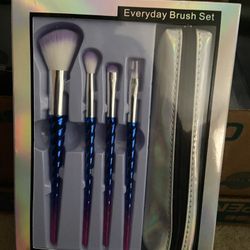 New Make Up Brush Set