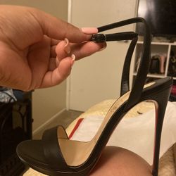 Pumps/ High Heals 