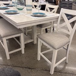 Beautiful Dinning Table Set 