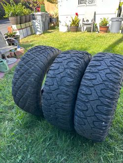 LR37-12.5-R17” Mud Terrain Tires