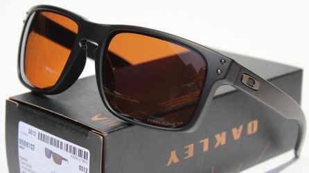 Oakley Holbrook Sunglasses New 