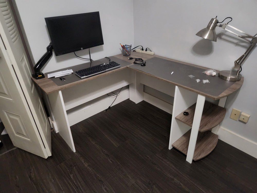 Computer Desk And Work Station