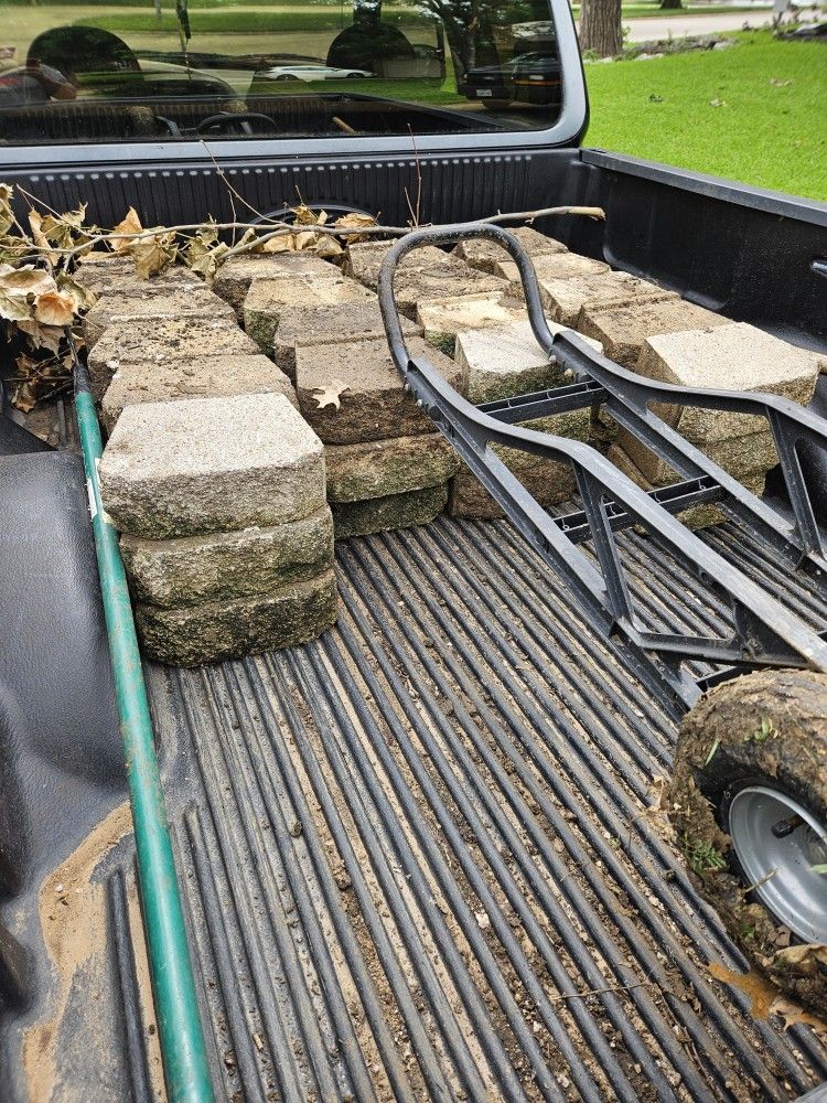Retaining Wall Pavers Blocks