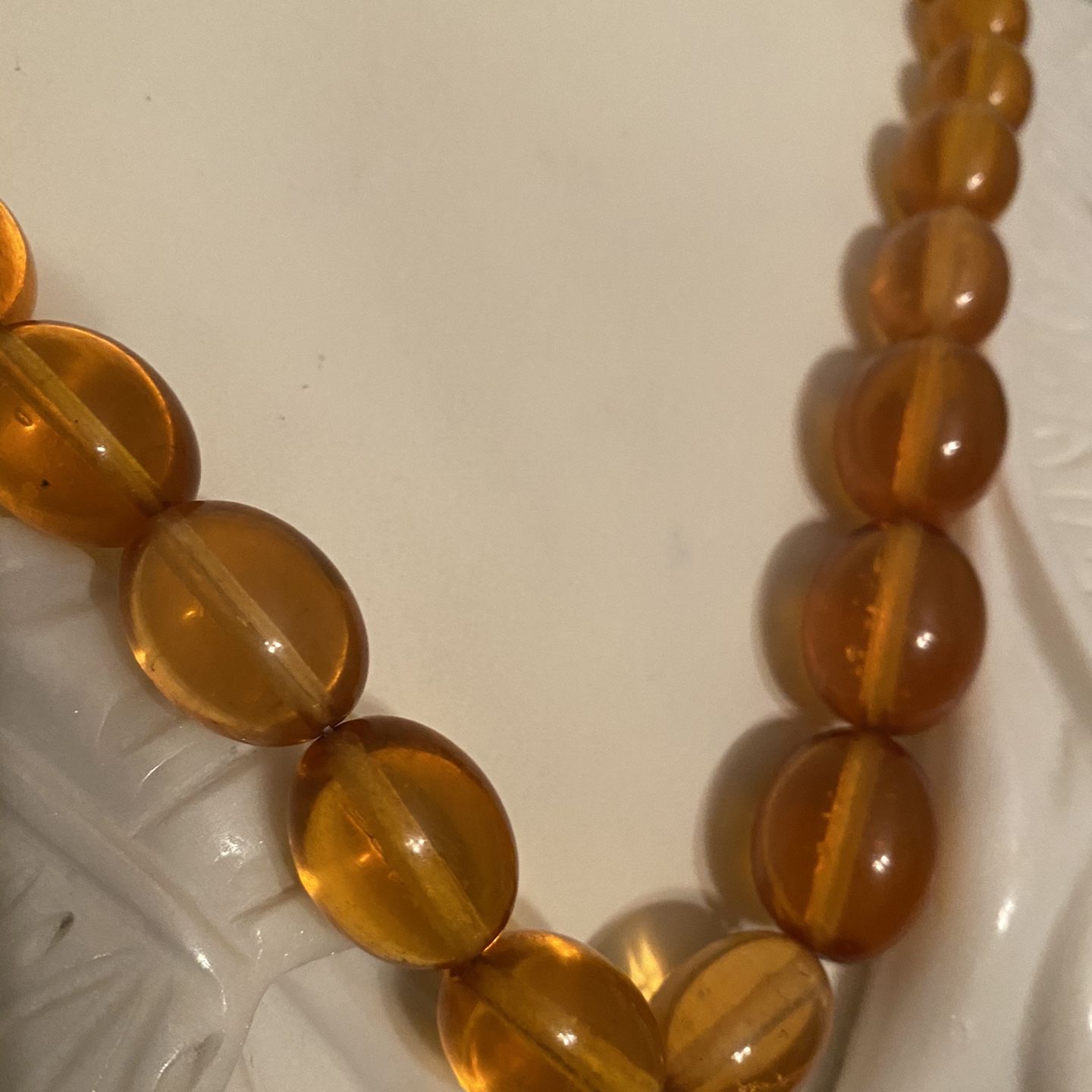 Ámbar Like Honey Collar . Aprox 30” Long.