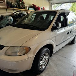 2005 Dodge Grand Caravan