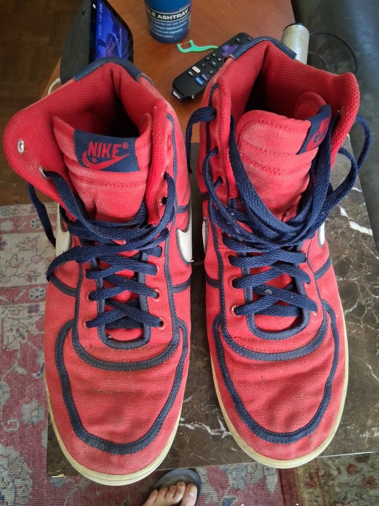 Nike's like new Shoes