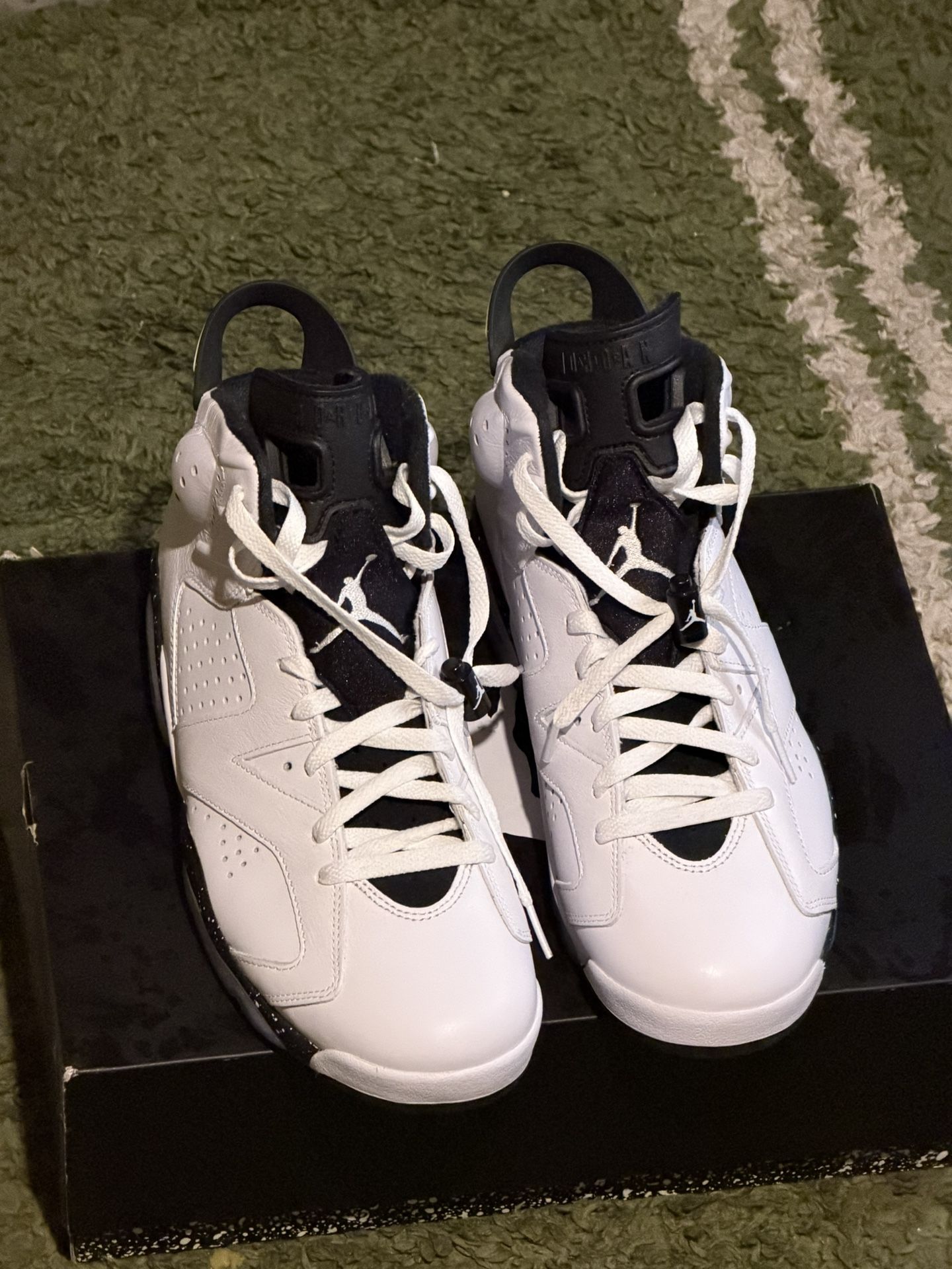 Jordan 6 Retro Oreo Size 10.5