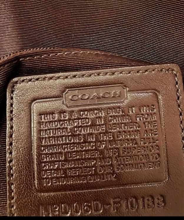 COACH PURSE.