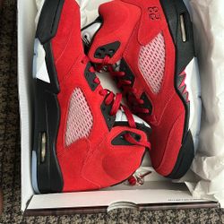 Air Jordan 5 Retro Size 9