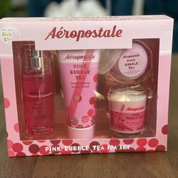 Aeropostale Pink Bubble Tea Spa Set