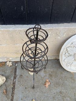 Blacksmith made basket for Jawbreakers