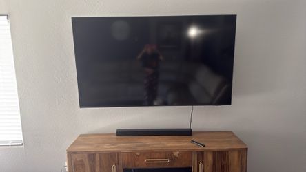 75 Samsung TV with sub woofer and sound bar