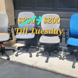 Steelcase Leap V2 