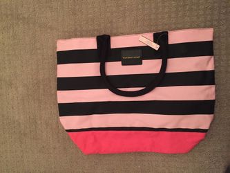 NEW Victoria secret travel bag