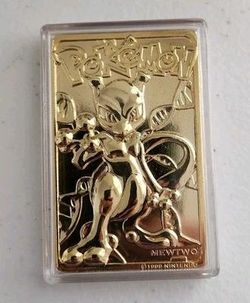 Mewtwo gold card