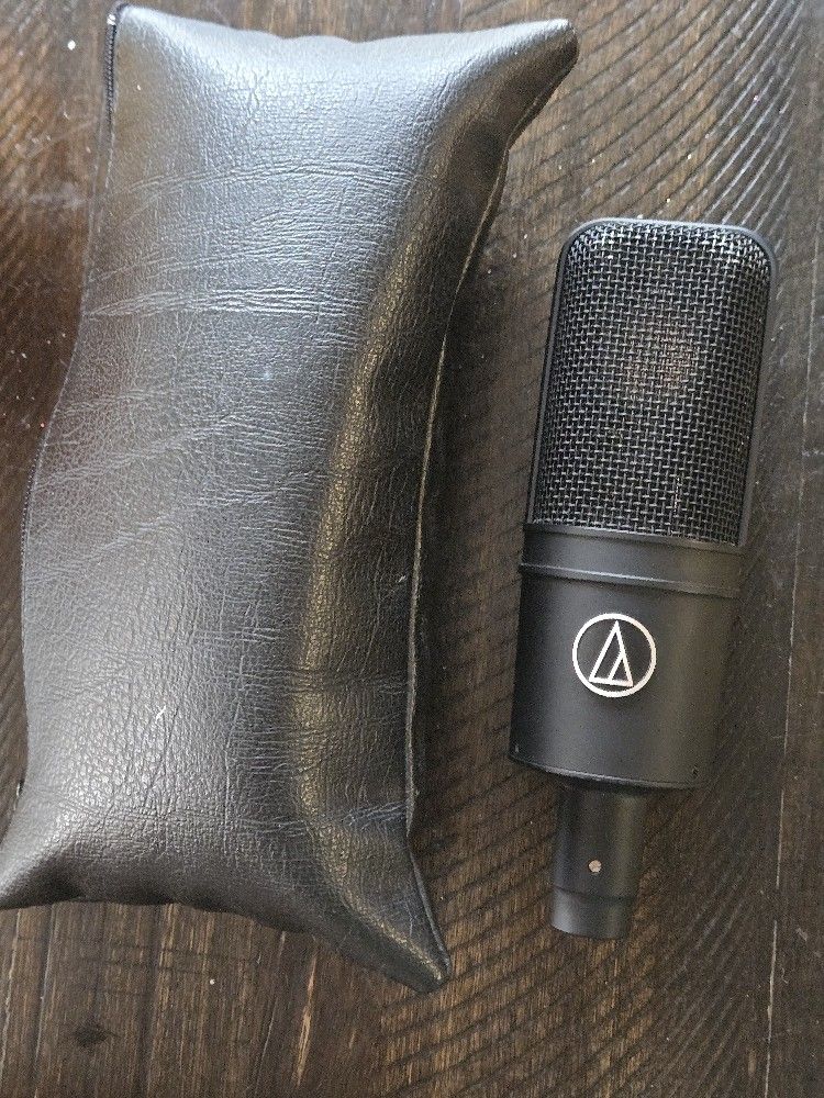 Condenser Microphone At4040