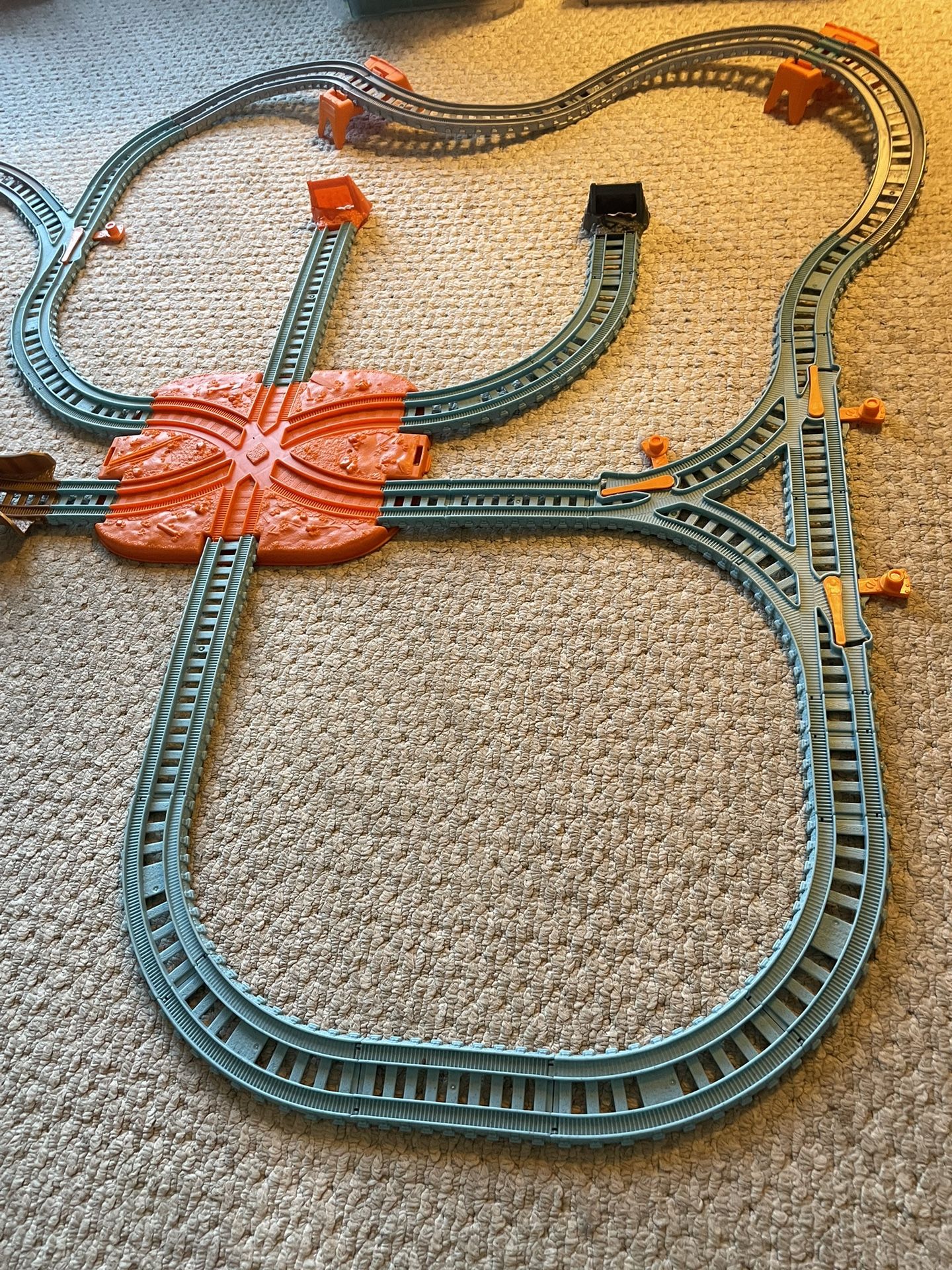 THOMAS AND FRIENDS TRACK MASTER BLUE MOUNTAIN TRACK BUCKET