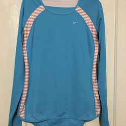 Nike Dri Fit Women’s Shirt /XS