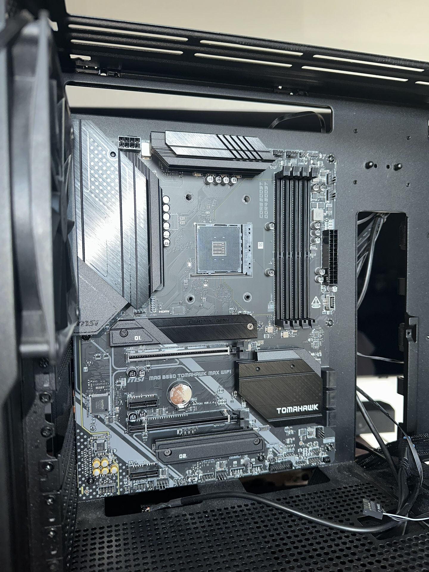 MSI MAG B550 Tomahawk MAX WiFi Gaming Motherboard