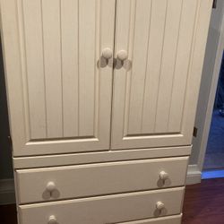 Big Dresser 